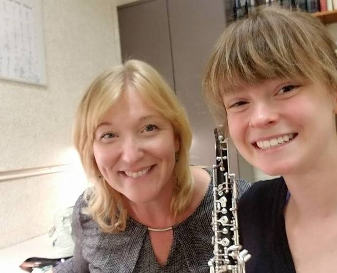 Dr. Vavrikova and Lauren Glomb in the GVSU Reed Making Room